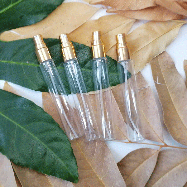 15ml Spray Bottles Empty Clear Glass Fine Mist Sprayer Refillable Cosmetic Containers Misting Bottle with Spray Cap for Essential Oils - Image 4