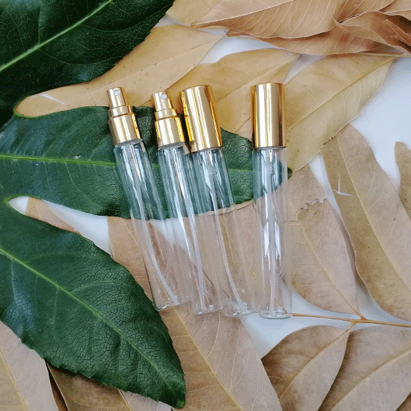 15ml Spray Bottles Empty Clear Glass Fine Mist Sprayer Refillable Cosmetic Containers Misting Bottle with Spray Cap for Essential Oils - Image 3