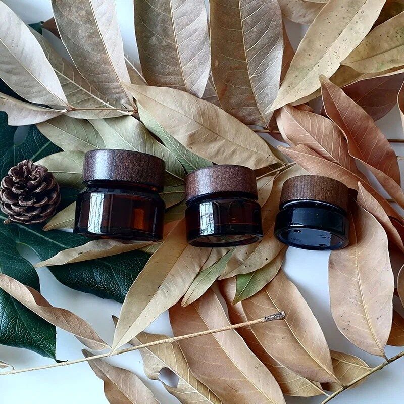 15g 30g 50g Amber Glass Cream Jars Refillable Cosmetic Container with Black Wood Lids, Glass Cosmetic Packaging - Image 2